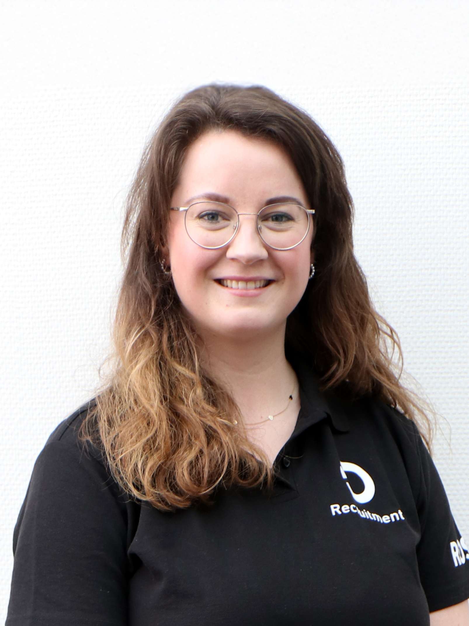 Portrait von Elisa Freitag, Recruiting Specialist Radebeul und Lingen, ROSEN Group