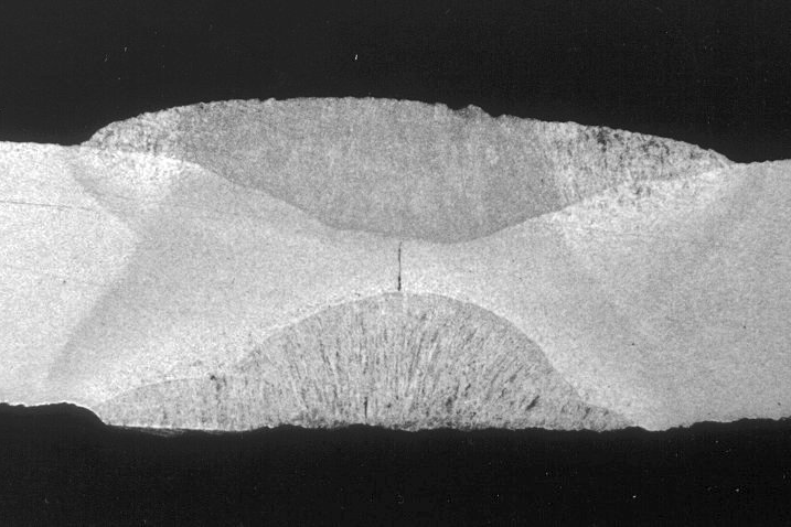 Lack of penetration in pipeline material.