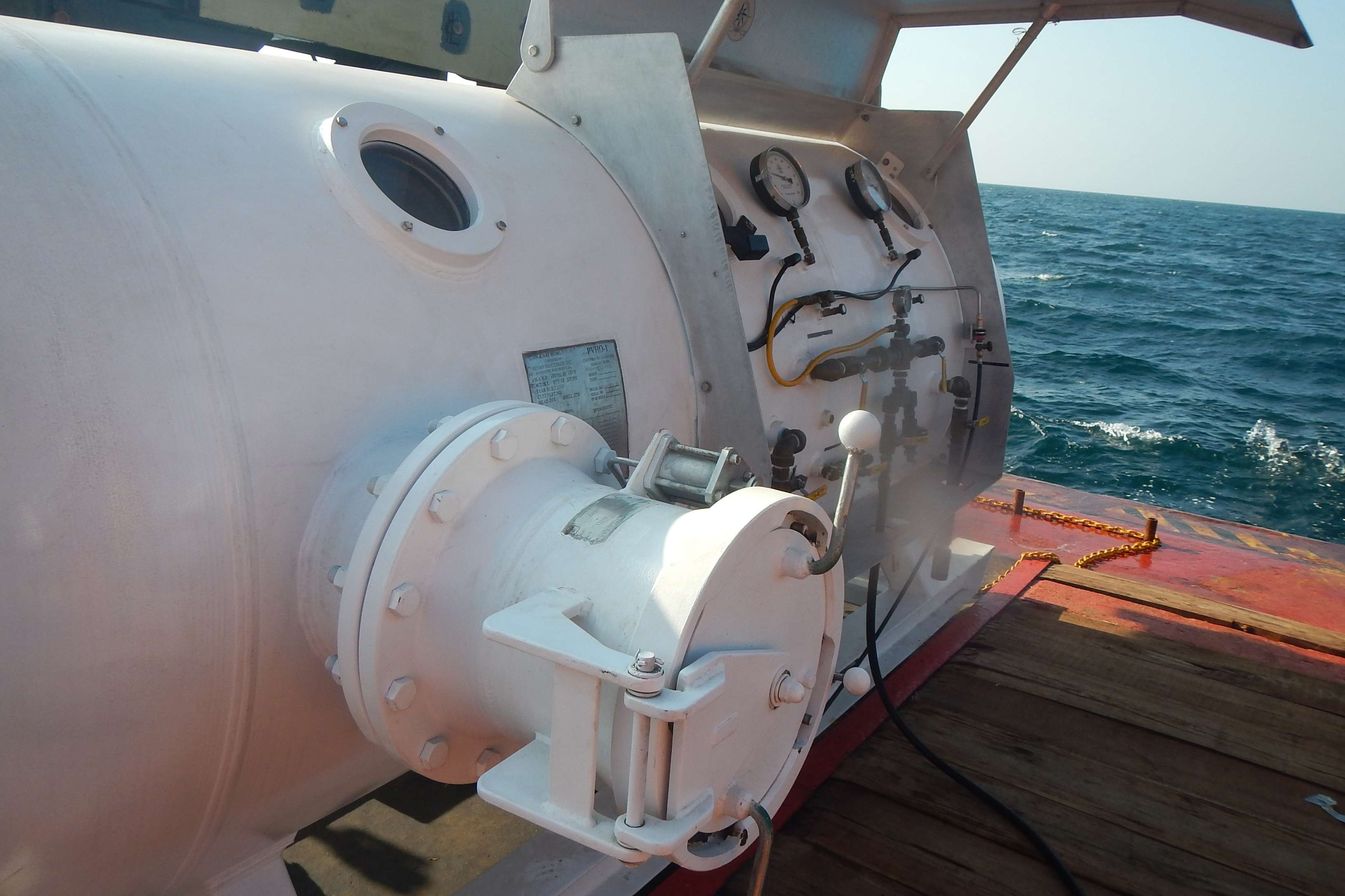Access point of the loading point on a platform.