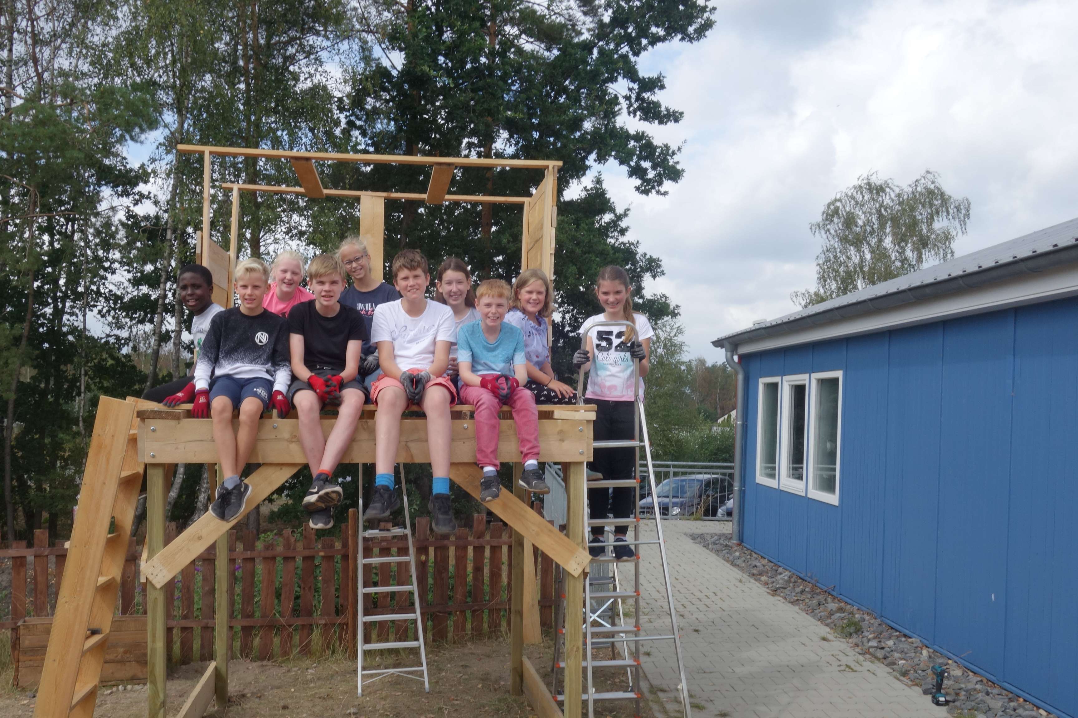 Group of young people enjoying holiday care at ROYOUTH