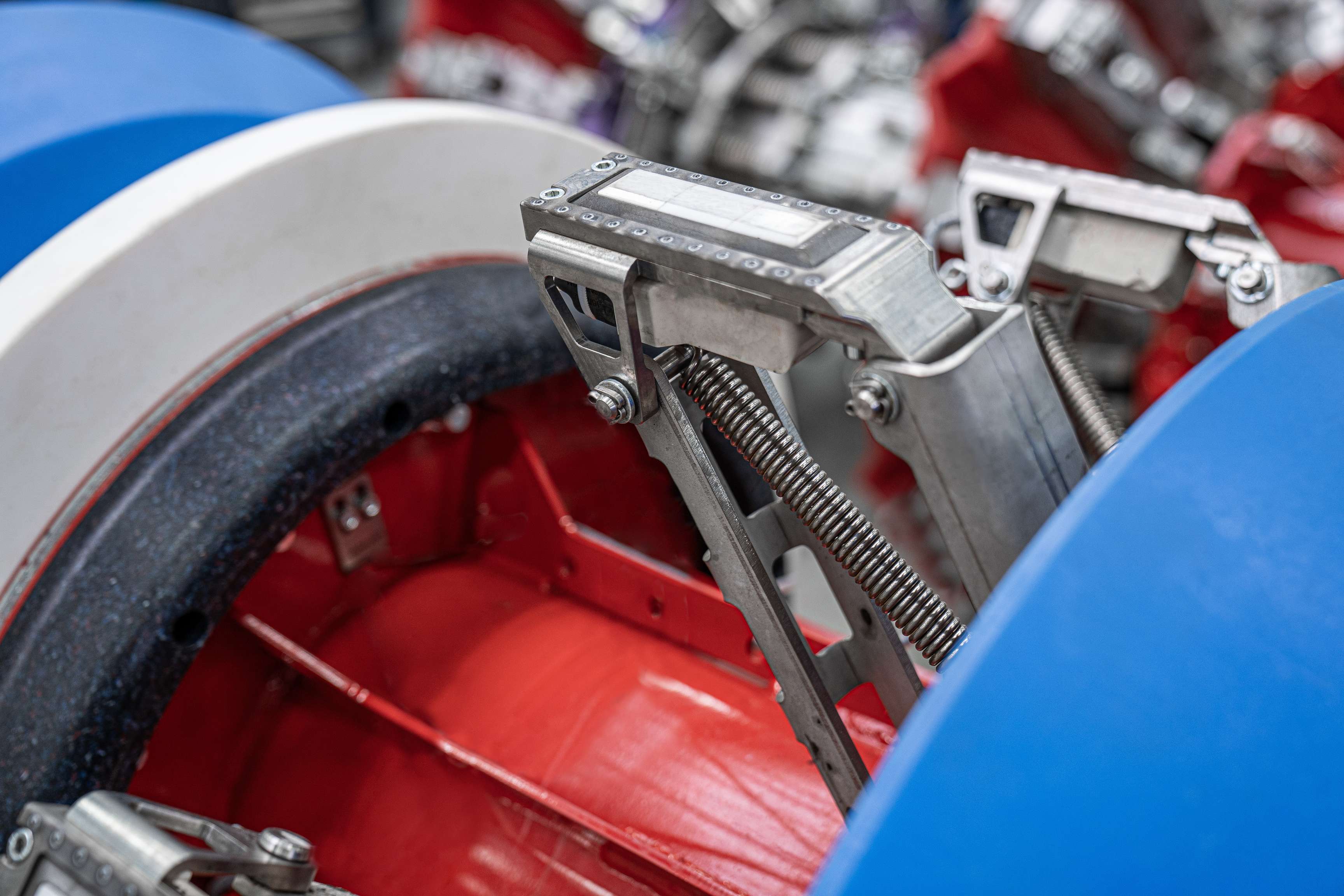 A close-up picture of a MHT-MFL combi tool.