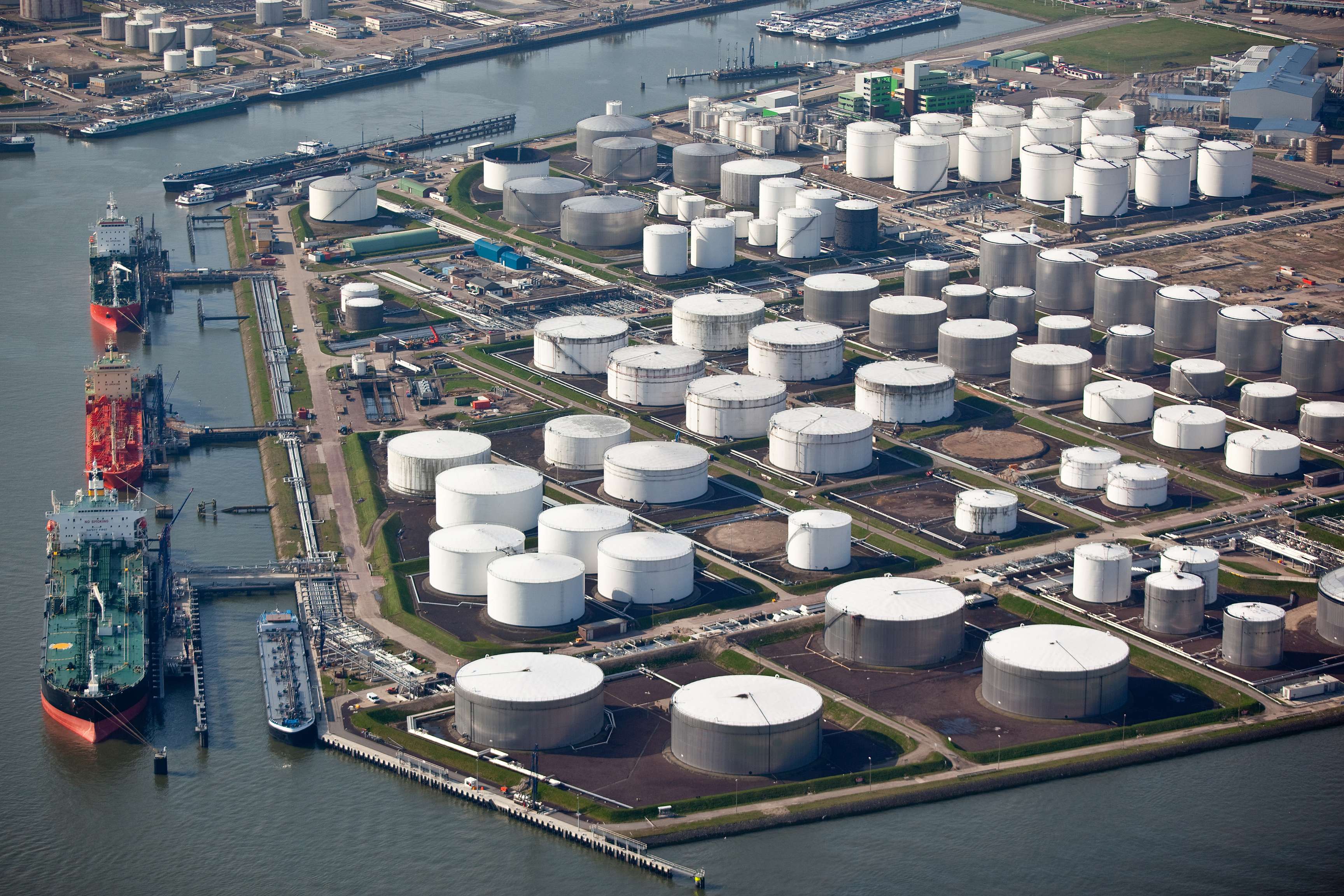 Oil storage and shipping in a harbor terminal.